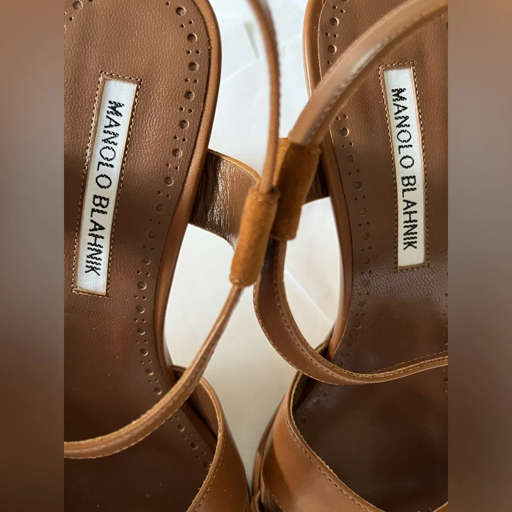 Manolo Blahnik Tan Leather Sandals With Heel NEW NOT USED - Picture 4 of 10